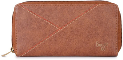 Baggit Casual Tan Clutch