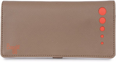 

Baggit Casual Beige Clutch