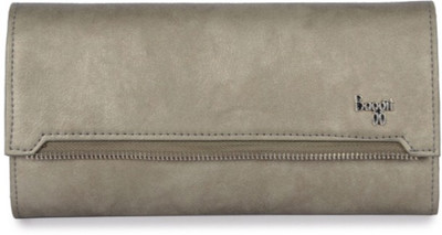 

Baggit Casual Grey Clutch