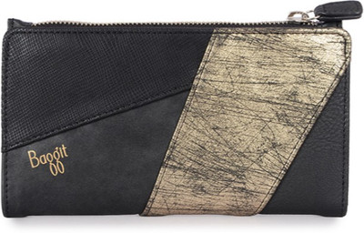 

Baggit Casual Black Clutch