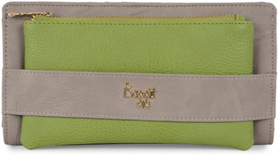 

Baggit Casual Beige Clutch