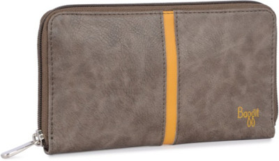 

Baggit Casual Brown Clutch