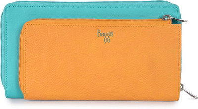 

Baggit Casual Blue Clutch