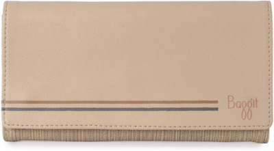 

Baggit Casual Beige Clutch