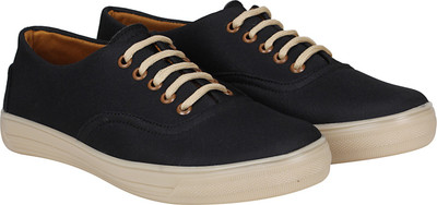 

Kraasa Well Designed Canvas Shoes For Men(Black