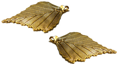 

GOELX Antique Golden Leaf Shaped Pendant for Necklace Making- Design 18