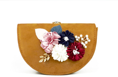

Ripley Handbags Party Gold Clutch