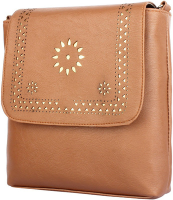 

Pekian Messenger Bag(Brown)