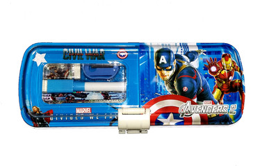 

TECHNOCHITRA SUPER HERO METAL SUPER HERO Art Metal Pencil Box(Set of 1, Multicolor)