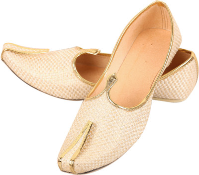 

DFR Men Jute Juti Jutis For Men(Gold, Cream