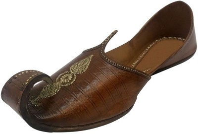 

Bhagwati Jutis For Men(Brown