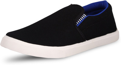 

Kikasha Slip On For Men(Black, Blue