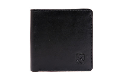 

Woodland Men Casual Black Genuine Leather Wallet(12 Card Slots)