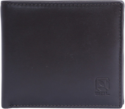 

Woodland Men Casual Black Genuine Leather Wallet(3 Card Slots), Brown