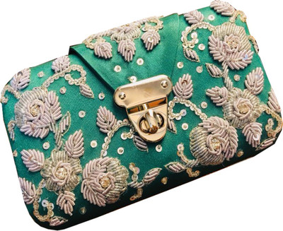 

Craftbazaar Party Green Clutch