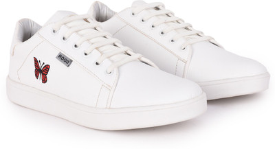 

ROOD White Sneakers Sneakers For Men(White, White::red