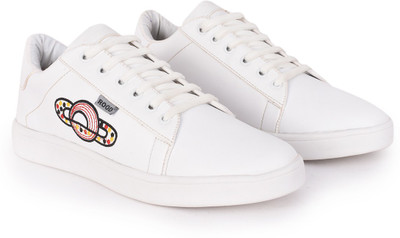 

ROOD White Sneakers Sneakers For Men(White, White::yellow