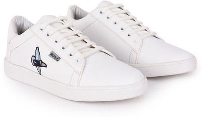 

ROOD White Sneakers Sneakers For Men(White, White::blue