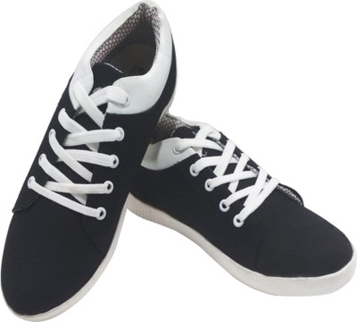 

Crownlee SC802BW Casuals For Men(Black, White