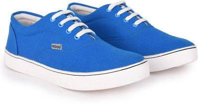 

ROOD Stylish sneakers Sneakers For Men(Blue, Skyblue