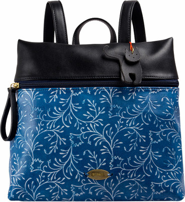 

Holii POPPY 01-EMB SOFT NAPPA PU SOFT NAPA PU-BLUE ON WHIT LIF BLK 2.5 L Backpack(Blue, Black)