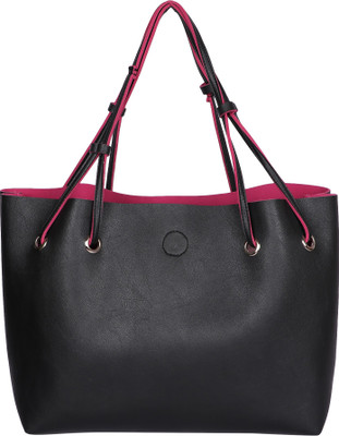 

Osaiz Hand-held Bag(Black)
