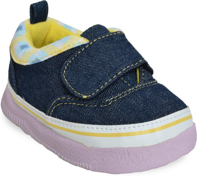 

Kiwi Boys Velcro Moccasins(Blue