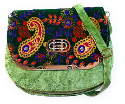 

Unique Fashion Girls Evening/Party, Casual, Formal Green, Multicolor Velvet Sling Bag