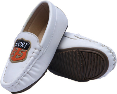 

FEETWELL Boys Slip on Moccasins(White, Wht