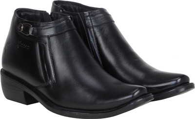 

Kraasa BOSS Series Slip On For Men(Black