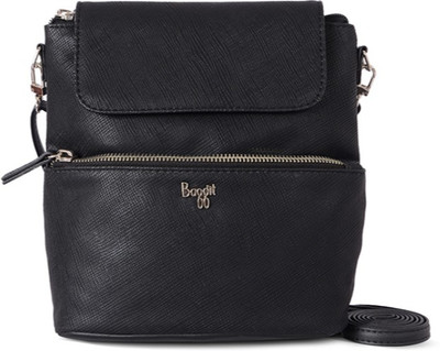 

Baggit Women Casual Black PU Sling Bag