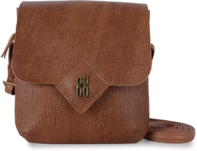 

Baggit Women Casual Brown PU Sling Bag