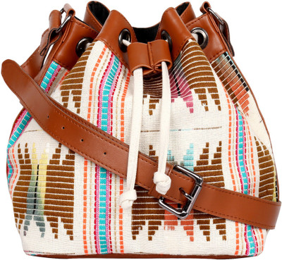 

Vamsum Shoulder Bag(Multicolor)