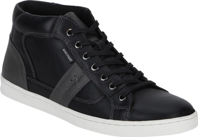 

Bond Street By Red Tape Men Sneakers For Men(Black