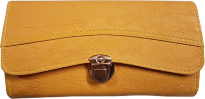 

Bloomtail Casual, Formal, Party Yellow Clutch
