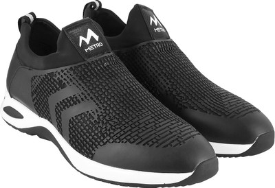 

Metro Awesome Slip On Sneakers For Men(Black