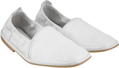

Metro Awesome Casuals For Men(White, 16;white