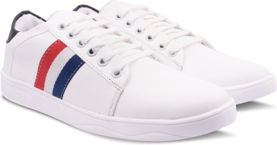 

flippi Canvas Shoes For Men(White