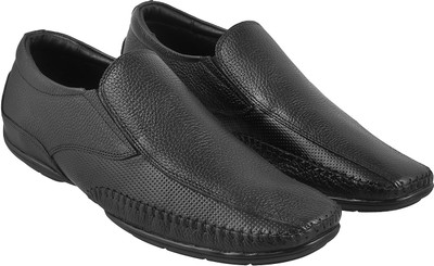 

Mochi Trendy Slip On For Men(Black, 11;black