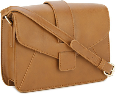 

United Colors of Benetton Women Casual Brown Genuine Leather Clutch