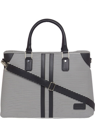 

Mboss Hand-held Bag(Black)
