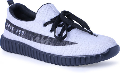 

NERA NERA grey casual shoes Casuals For Men(White