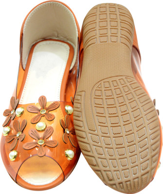 

SONI Girls Slip on Ballerinas(Orange