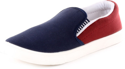 

lifecart Slip On Sneakers For Men(Multicolor, Blue & red