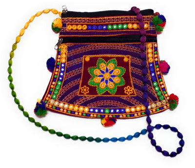 

Unique Fashion Women Evening/Party, Casual, Formal Pink, Multicolor Velvet Sling Bag, Multicolor;pink
