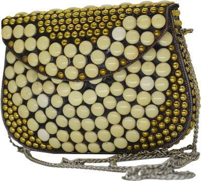 

GREEN CRAFTS Casual Gold Clutch