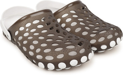 

Footista Men Black Sandals