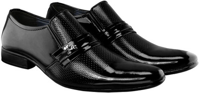 

Blinder Men's Black Patent Slip On For Men(Black