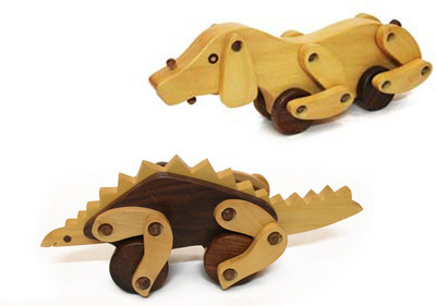 

Aatike Dog & Dino Stegosaurus(Multicolor)