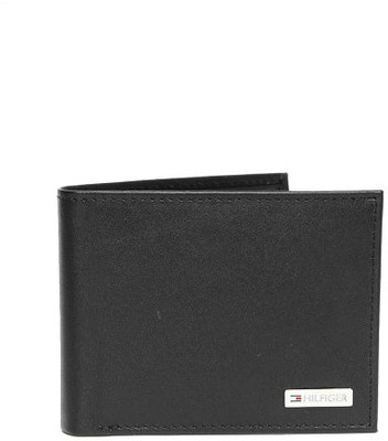 

Tommy Hilfiger Men Black Genuine Leather Wallet(11 Card Slots)